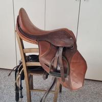 Equitazione - sella inglese e finimenti