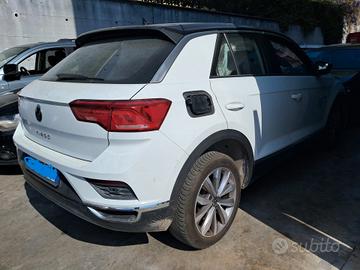 Volkswagen T-Roc 2.0 TDI per ricambi