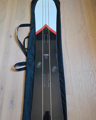 Snowboard carving Stranda Cheater 170