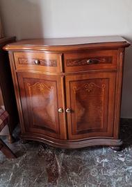 Mobiletto Classico in Legno Intarsiato