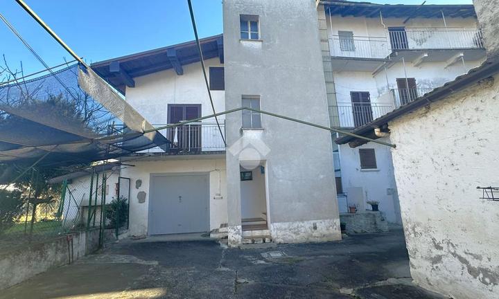 CASA DI CORTE A MORBEGNO