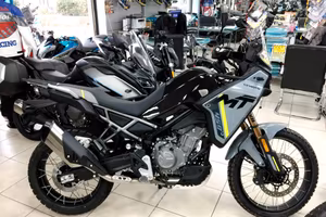 Cf Moto 450MT - PRONTA CONSEGNA SCARICO AKRAPOVIC
