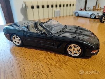 modellino corvette 1997 bburago 1:18