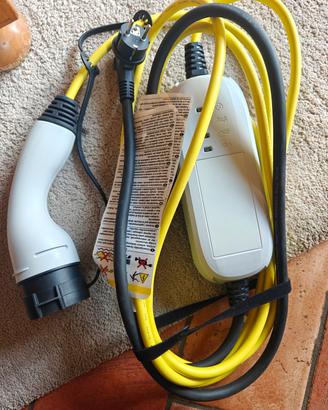 dacia spring carica batteria per auto elettrica
