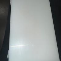 Tagliere in polietilene( plastica )