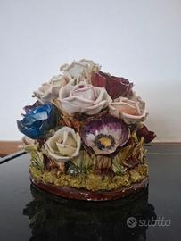 vaso in ceramica Capodimonte originale. firmato 
