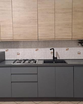 Cucina lineare moderna nero antracite