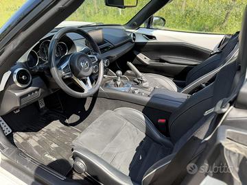 Mazda MX-5 homura 2023
