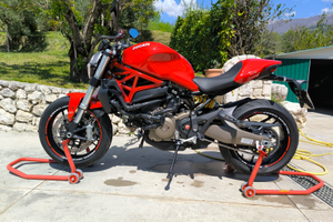 Ducati Monster 821