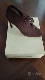 Scarpe da donna in camoscio marrone
