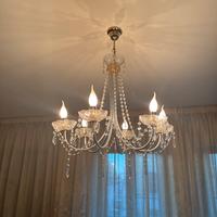 Lampadario con cristalli