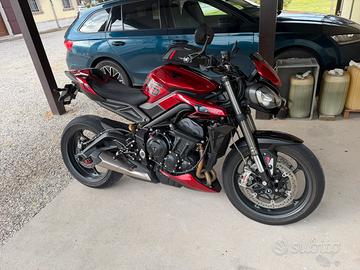 Triumph street triple rs