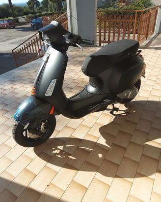 Piaggio Vespa 50 Super sport
