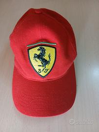 Cappellino Ufficiale Scuderia Ferrari "Classic Red