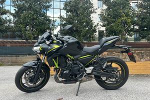 KAWASAKI Z650