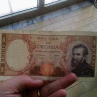 Banconota da diecimila lire del 1963 e varie