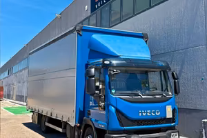 IVECO EUROCARCO 75-190 CENTINATO