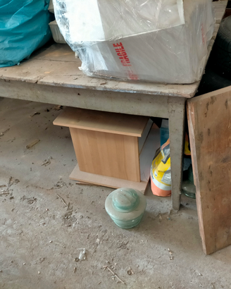 Tavolo credenza cassapanca porte in legno antiche