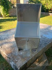 dispenser crocchette 