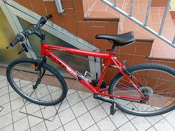 bici rossa