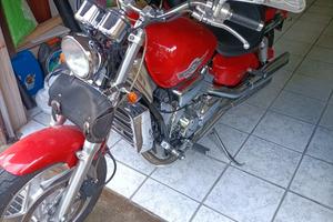 Honda VF750C con 38.000km anno 1996