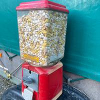 Distributori caramelle vintage