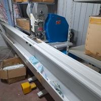 OCCHIELLATRICE AUTOPERFORANTE