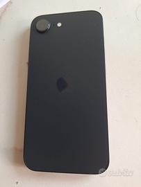 iPhone 16e batteria 99%