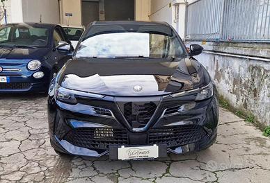 ALFA ROMEO JUNIOR 1.2 Ibrida . Versione SPECIALE .
