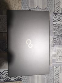 Notebook Fujitsu Lifebook E5512 Intel i7 48GB RAM