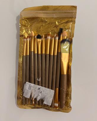 pennelli trucco