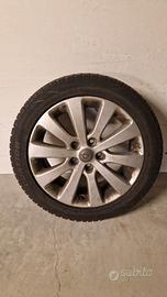Gomme invernali con cerchi Opel 215/50 R17 Ovation