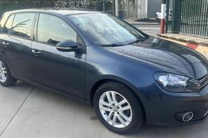 Golf VI 2010 5p 2.0 tdi Highline 140cv