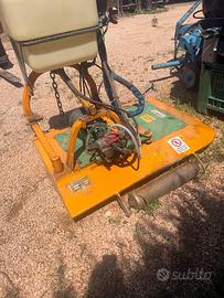 Tagliaerba con botte diserbo integrata
