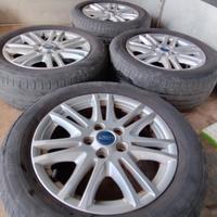 4 cerchi e gomme Ford -cmax o focus..