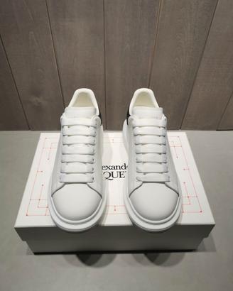 Alexander McQueen Classiche Taglia