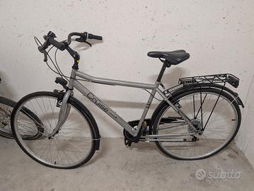 Bicicletta citybike grigia Cruise