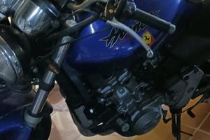 Moto Honda Hornet 600