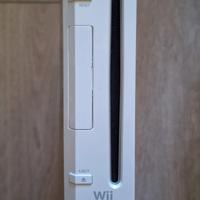 Nintendo Wii, 2 joystick, 1 nunchuck + 12 giochi