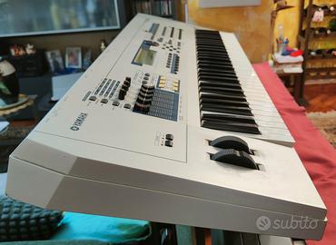 Tastiera Yamaha Mo6 