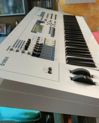 Tastiera Yamaha Mo6 