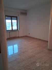 Privato propone: piano alto, tanta luce , TORRIONE