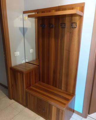 Mobile appendiabiti da ingresso 