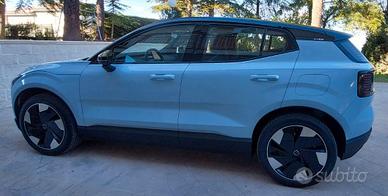 Volvo EX30 Single Motor Extended Range Plus rwd