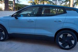 Volvo EX30 Single Motor Extended Range Plus rwd