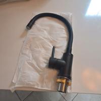 Rubinetto cucina Fandipitous flessibile nero