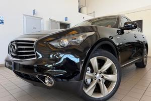 INFINITI QX70 3.0 diesel V6 AT GT Premium //TETT
