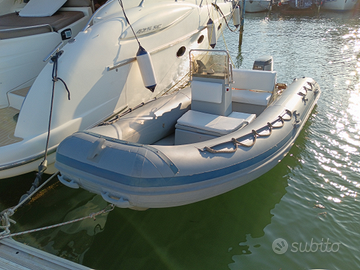 Gommone Joker Boat 470 + Yamaha 40 hp + Carrello