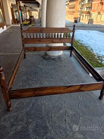 Letto matrimoniale legno