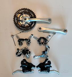 Gruppo Shimano Deore XT M737/738